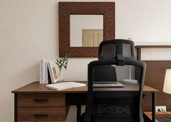 Near Bts L Spacious 57 Sqm L Work-friendly * 曼谷