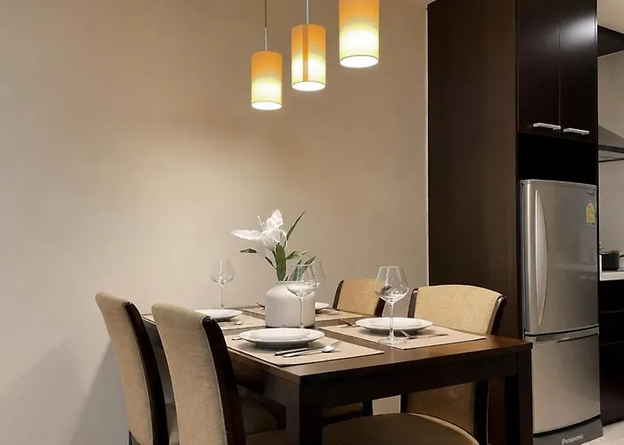 Near Bts L Spacious 57 Sqm L Work-friendly 公寓 *