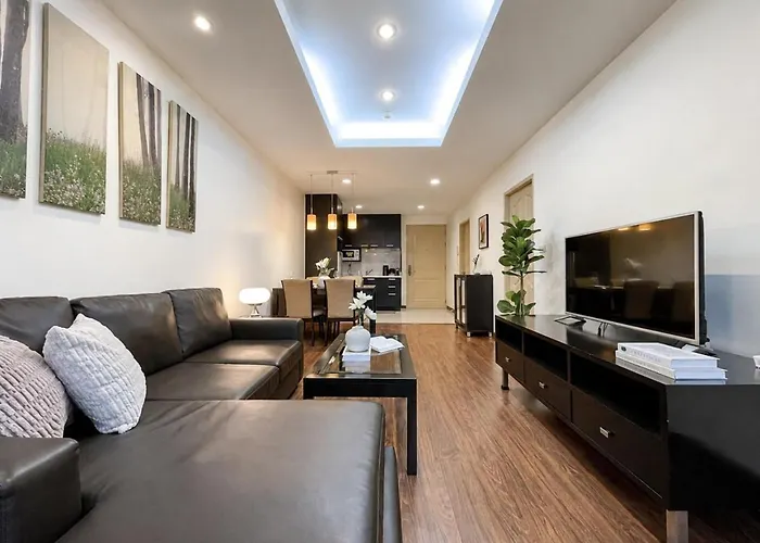 Near Bts L Spacious 57 Sqm L Work-friendly 公寓 *