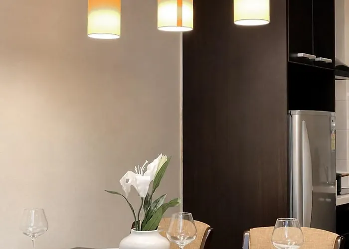 Near Bts L Spacious 57 Sqm L Work-friendly * 曼谷