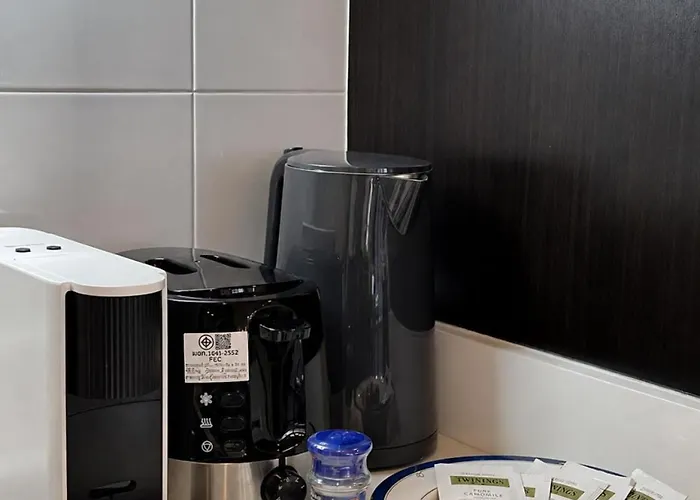 Near Bts L Spacious 57 Sqm L Work-friendly 公寓 曼谷