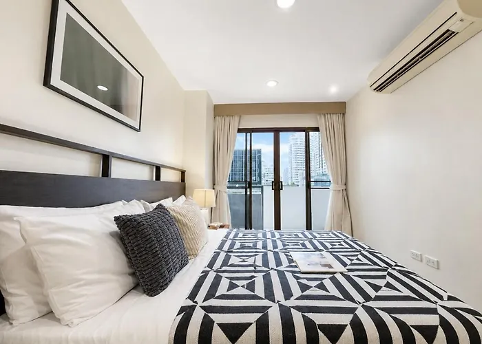 Near Bts L Spacious 57 Sqm L Work-friendly 公寓 *