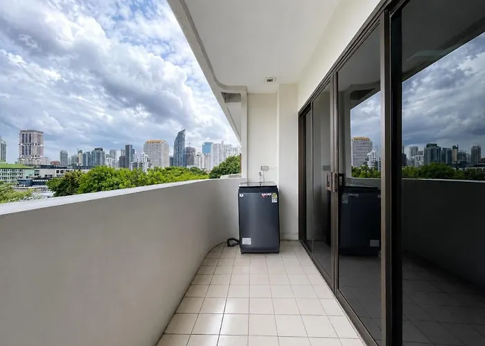 Near Bts L Spacious 57 Sqm L Work-friendly
